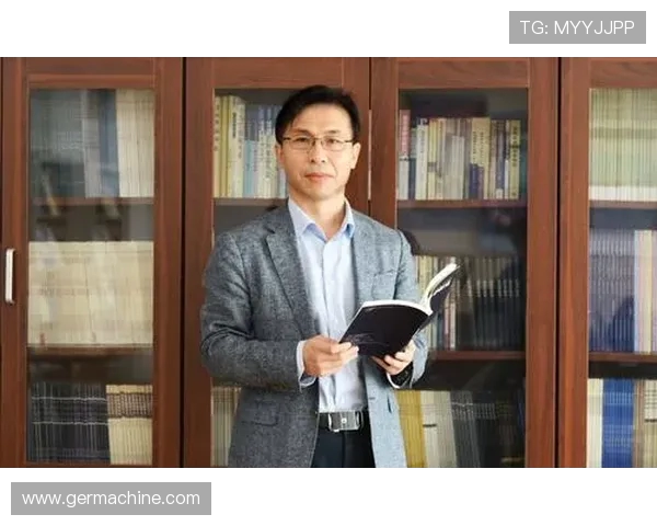 李强专访：从青涩少年到羽毛球冠军的奋斗与成长之路